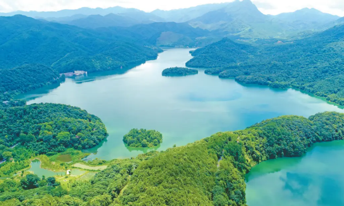 <strong>什么是環(huán)境修復(fù)？如何選擇合適的環(huán)境修復(fù)方法？</strong>